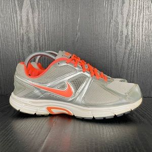 Nike DART 9 Women’s size 9.5